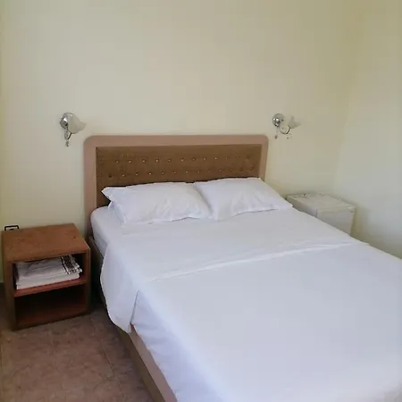 Hotel сандим 2*